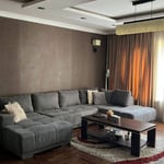 Alquiler de un espacioso apartamento de 3 habitaciones, 125 m², centro de la ciudad, Belgrado, Serbia